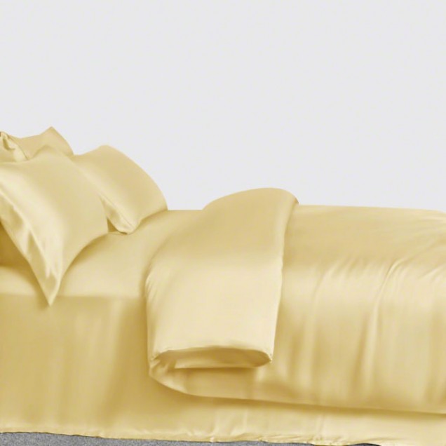 Gold 3 PCS 22 Momme Mulberry Silk Duvet Cover Set Canada Gold 3 PCS 22 Momme Mulberry Silk Duvet Cover Set Canada