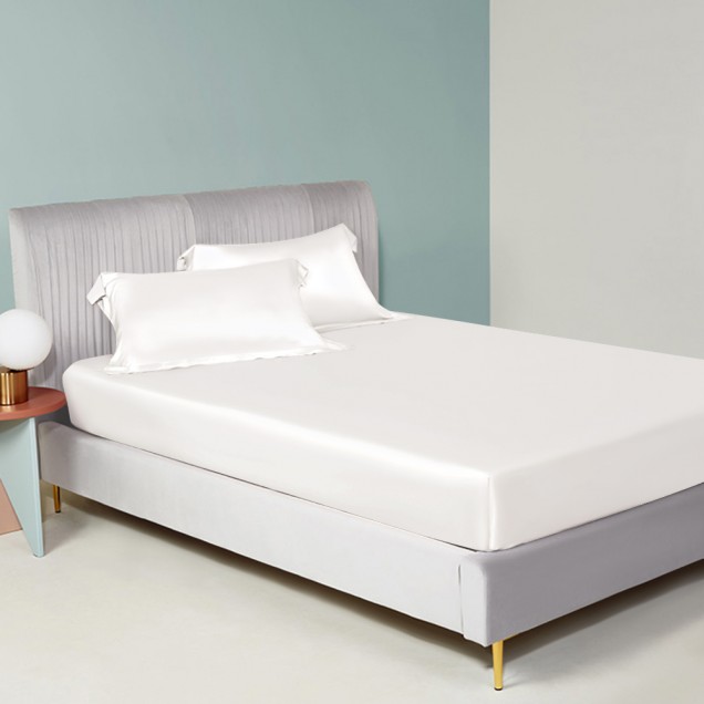 Ivory 22 Momme Mulberry Silk Fitted Sheet Canada Ivory 22 Momme Mulberry Silk Fitted Sheet Canada