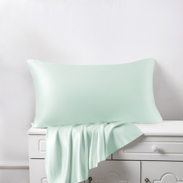 Light Cyan 22 Momme Mulberry Silk Pillowcase with Hidden Zipper Canada Light Cyan 22 Momme Mulberry Silk Pillowcase with Hidden Zipper Canada