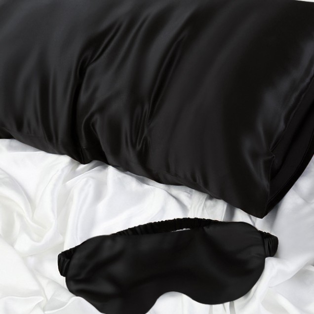 Two Piece Silk Gift Set Black Pillowcase & Eye Mask Canada Two Piece Silk Gift Set Black Pillowcase & Eye Mask Canada