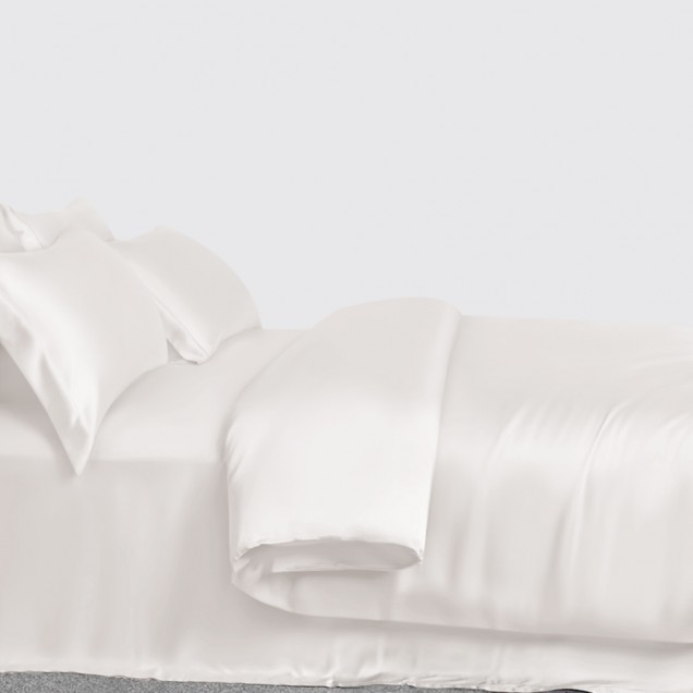 White 3 PCS 22 Momme Mulberry Silk Duvet Cover Set Canada White 3 PCS 22 Momme Mulberry Silk Duvet Cover Set Canada